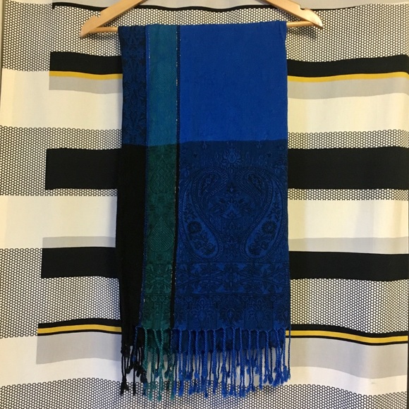 🟠 2/$20 Paisley Pashmina Scarf - Blue Green Black - Picture 2 of 6